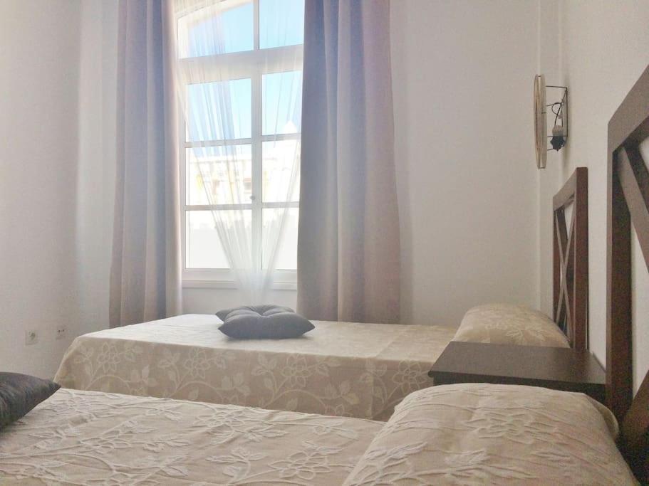 Lovely Villa - Pool Front, Private Roof Terrace, Wifi Fiber Optic Corralejo Bagian luar foto