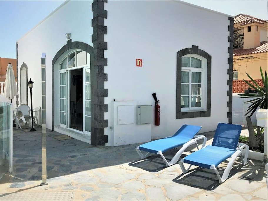 Lovely Villa - Pool Front, Private Roof Terrace, Wifi Fiber Optic Corralejo Bagian luar foto